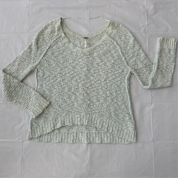 Free People mint green song bird textured oversized boucle sweater size small - Picture 5 of 13
